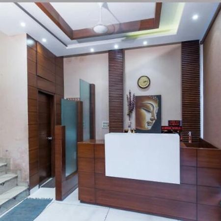 Hotel Brown Ludhiana Eksteriør billede